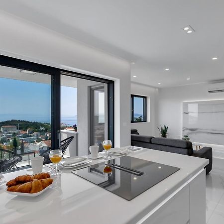 Luxury Seaview Apartment Dzenan มาคาร์สกา ภายนอก รูปภาพ